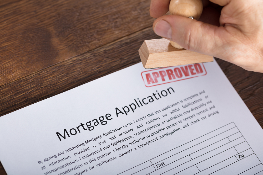 Does bankruptcy affect your ability to buy a house?